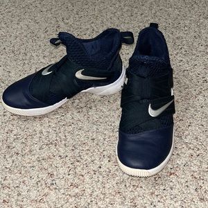 Nike Men’s Lebron Soldier 12 Tb